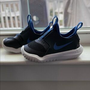 Nike Flex Runner infant Slip On Shoes, Size 5C